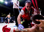 Tecnico ambulancia auxilio en ring